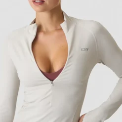 Define Seamless Invisible 1/2 Zip LS