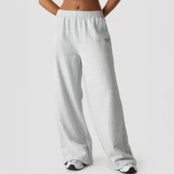 Essence Mid Waist Pants