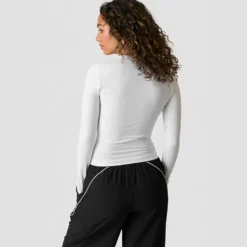 Essence Seamless Long Sleeve,White Snow