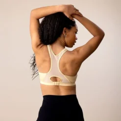 Pump Padded Sports Bra, Western Khaki