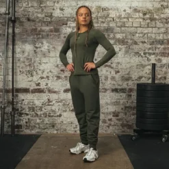 Resolve Joggers Women