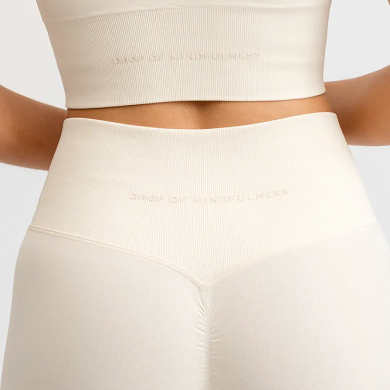 Seamless Scrunch Tights Cream White
