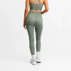 Signature Seamless Tights Agave Green