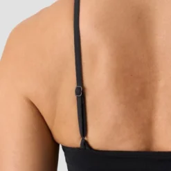 Smooth Seamless 2-in-1 Strappy Tank, Black