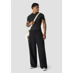 Stride Muscle Fit T-shirt, Black