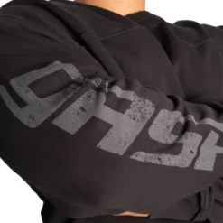 Throwback Sweater, Black
