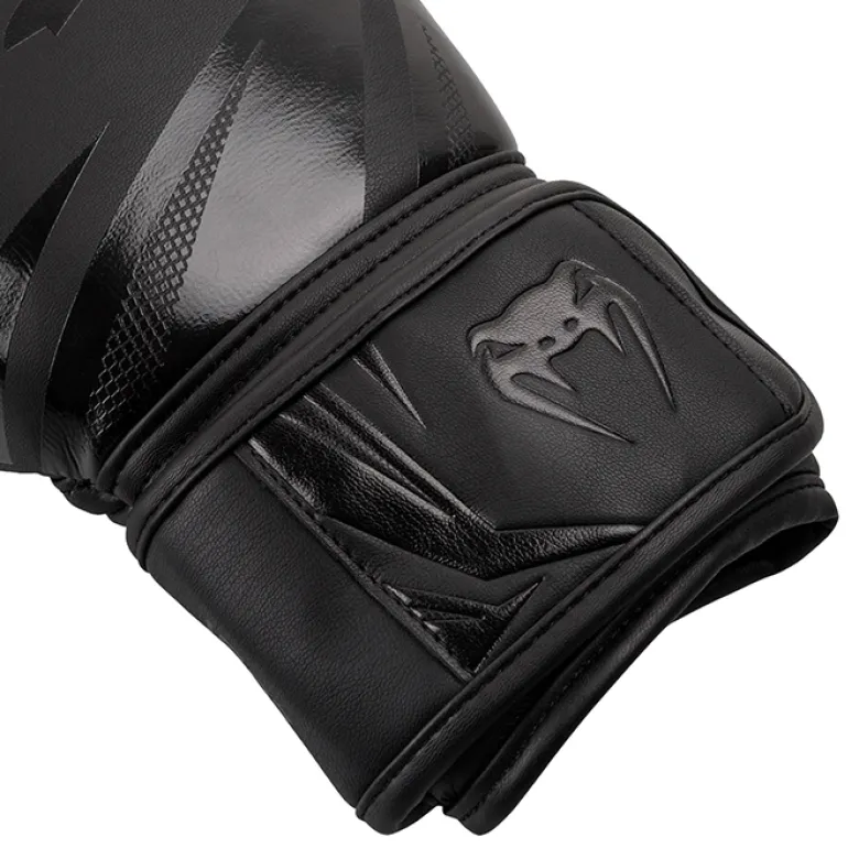 Venum Challenger 3.0 Boxing Gloves - Black/Black, 10oz
