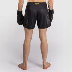 Venum Streamline Fightshorts Black/Gold